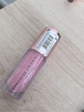 Revolution Ceramide Lip Swirl Gloss